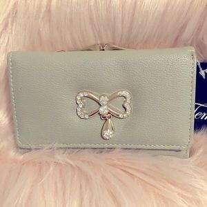 Women’s gray leather small bifold wallet